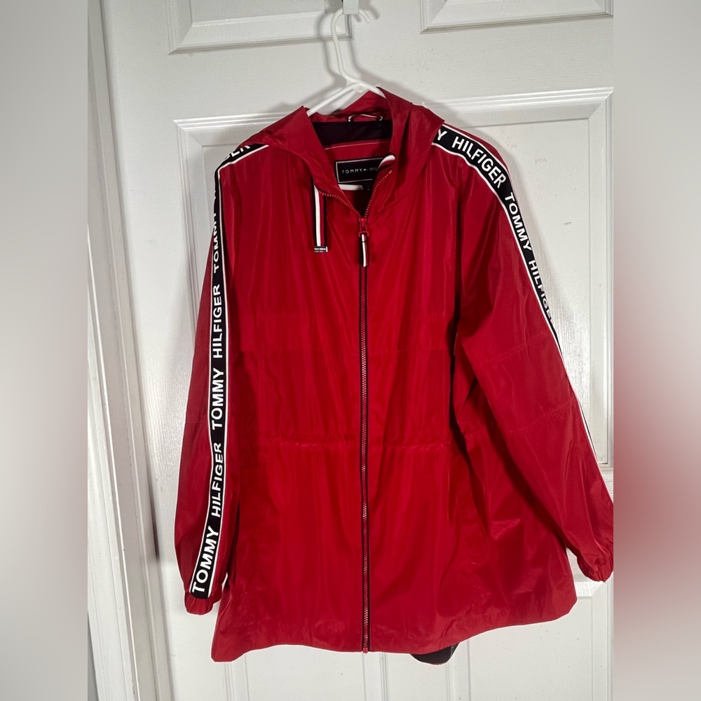 Tommy Windbreaker